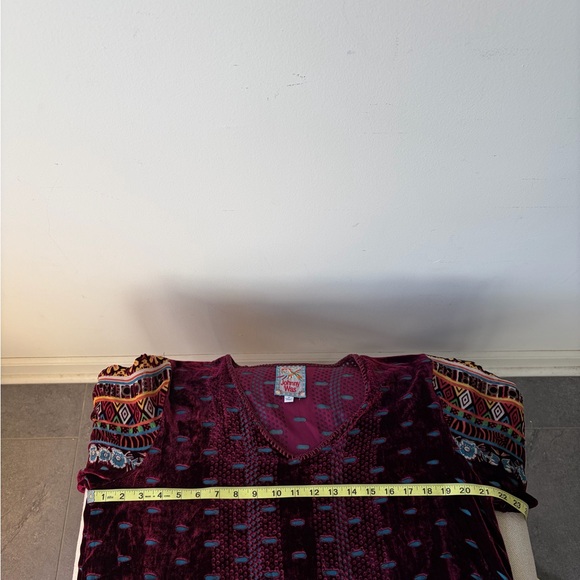 JOHNNY WAS Burnout Velvet Silk Tunic Top Size Medium - Picture 10 of 10